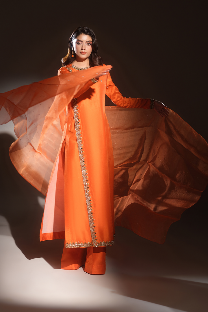 SLX-1 Luxe Collection Orange Dress - Sillhouete