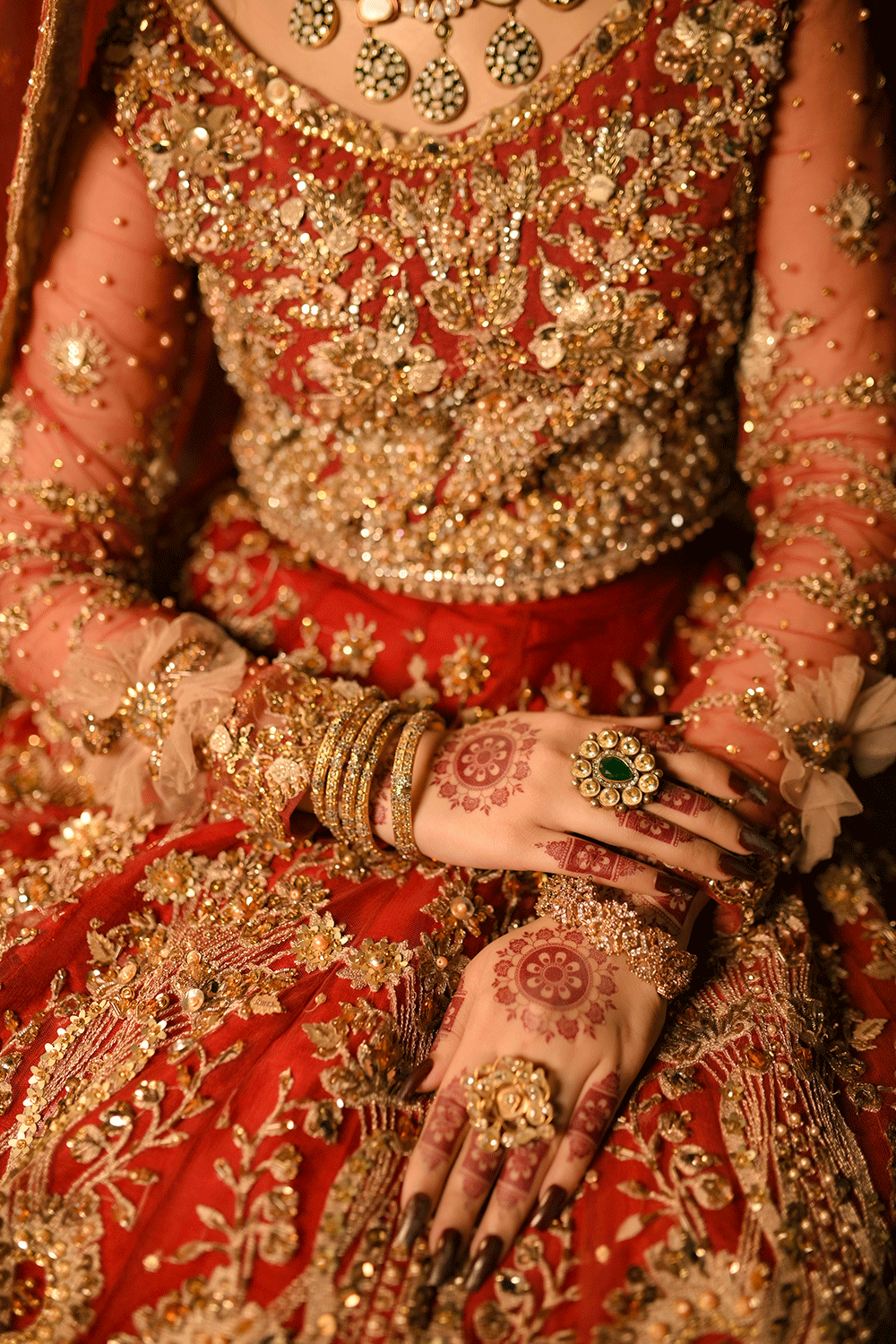 GUL-E-RANA SBM-4 Red Baraat Bridal - Sillhouete