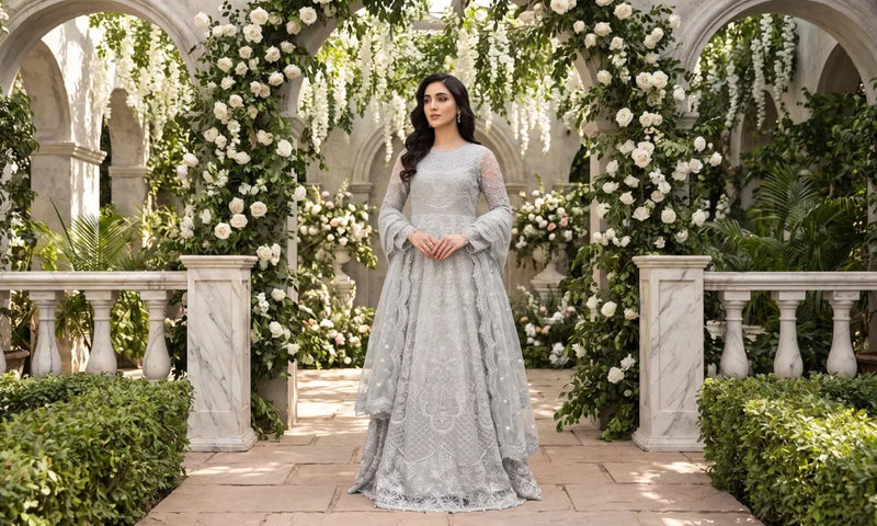 Summer Luxury Pret: Fabrics, Styles & How to Wear It for Every Occasion