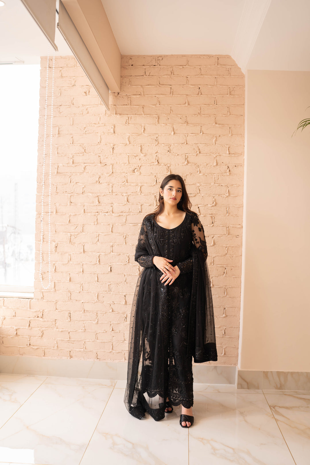 AATISH GOWN (SHBLK 1)