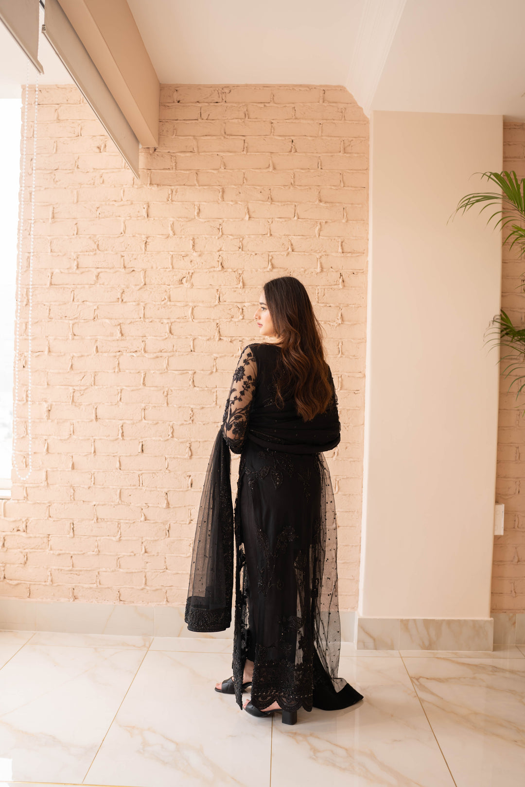 AATISH GOWN (SHBLK 1)