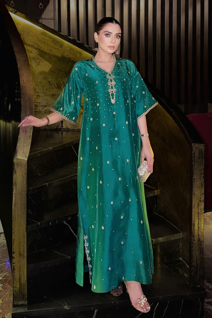 sillhouete-formal-dress-bella-bottle-green-intricate-embroidery